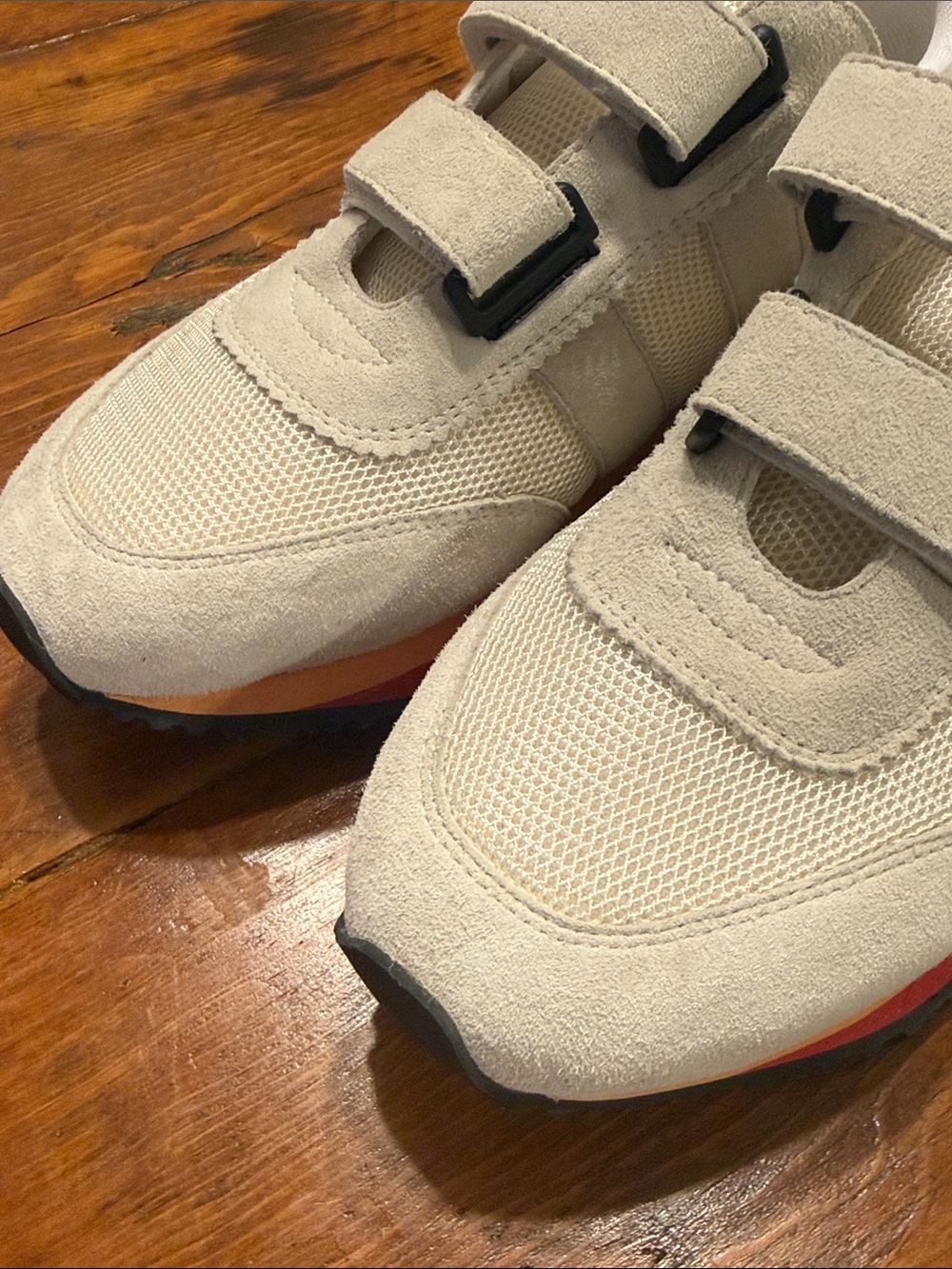 Charlotte Stone Conway Sneakers with Rainbow Sole women’s size 9 New! - Picture 8 of 10